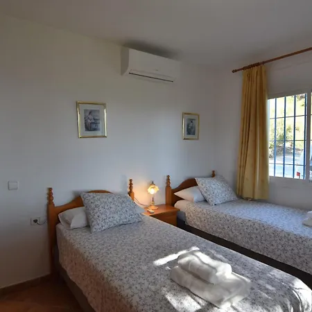 Dağ evi La Frasca With Private Pool *