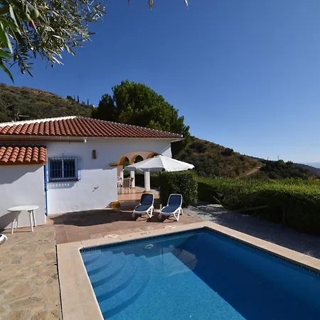 Dağ evi La Frasca With Private Pool