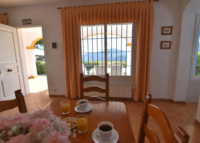 Σαλέ La Frasca With Private Pool Corumbela