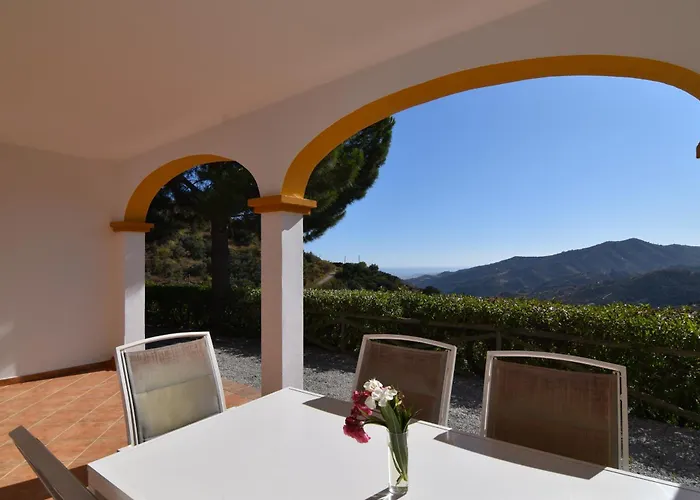 La Frasca With Private Pool Corumbela
